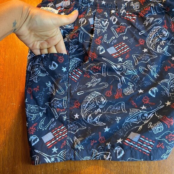 Columbia PFG Pull On Swim Trunks Mesh Liner Mens M Patriotic Performance Navy - Picture 4 of 14